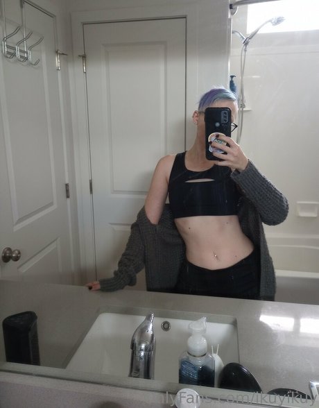 Ikuy nice actress images