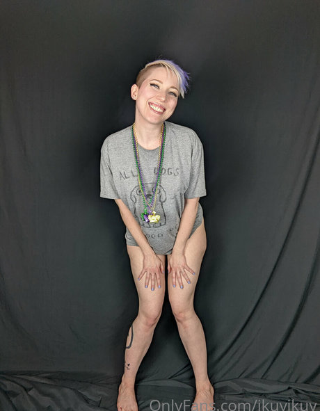 saggy milf onlyfans best picture