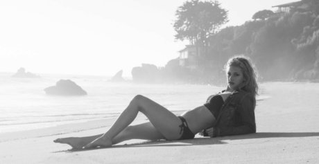 Lili Reinhart nice actress galleries