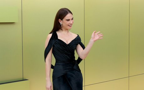 Lily James model free pictures