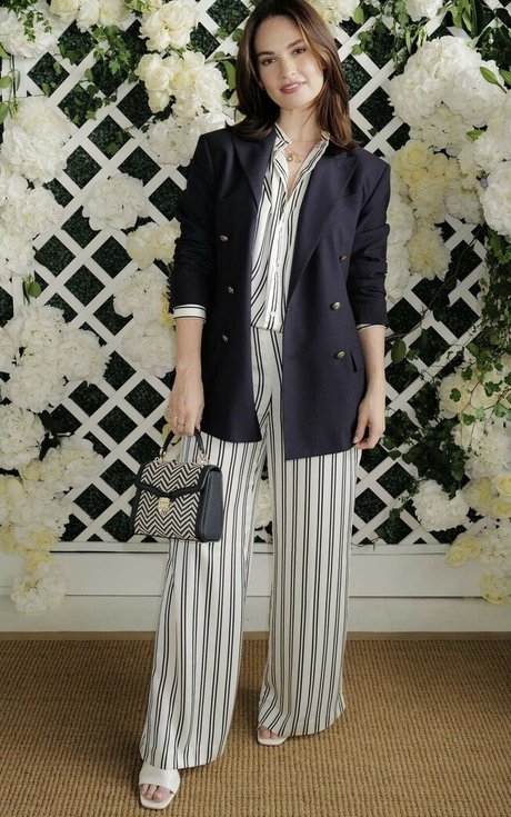 Lily James art star pics