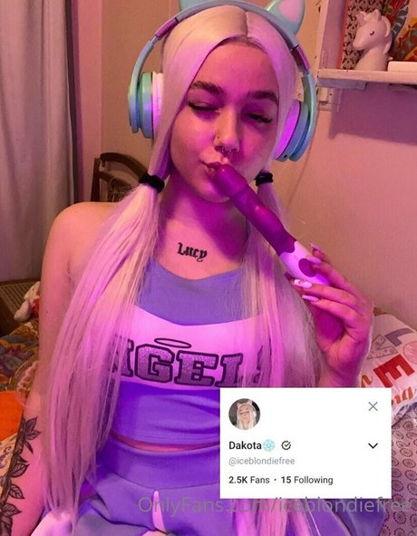 cosplayfoxyuzumaki art actress photos