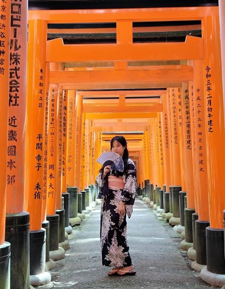 Starsmitten model sexy images