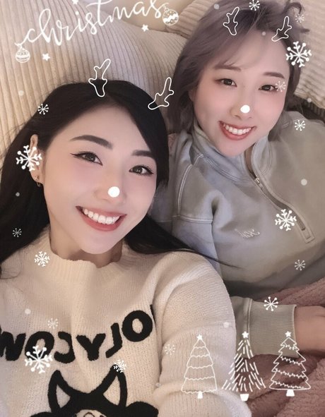 son onlyfans beautiful naked images