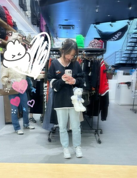 Starsmitten model adult photo