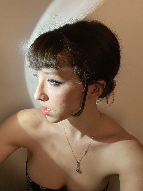 Anuhea Nihipali pornstar hot gallery