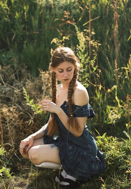 tiny tits onlyfans free photo