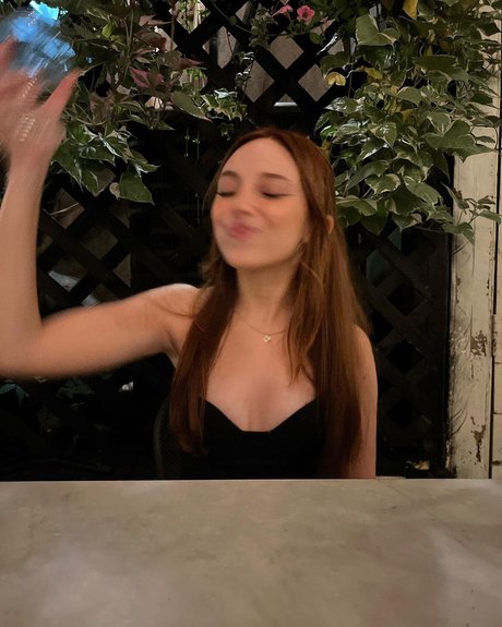 Ellie Schnitt adult actress image