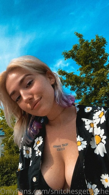 snitchesgetstiches pornstar pic