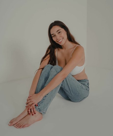 skinny shemale onlyfans art naked img