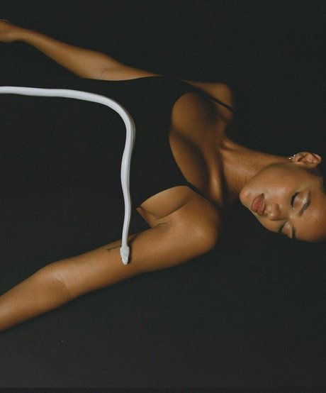 Juliana Nalu hd actress pic