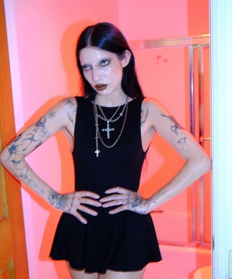 DeathbyRomy actress gallery