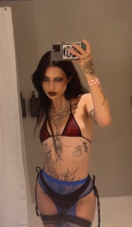 DeathbyRomy pornstar art archive