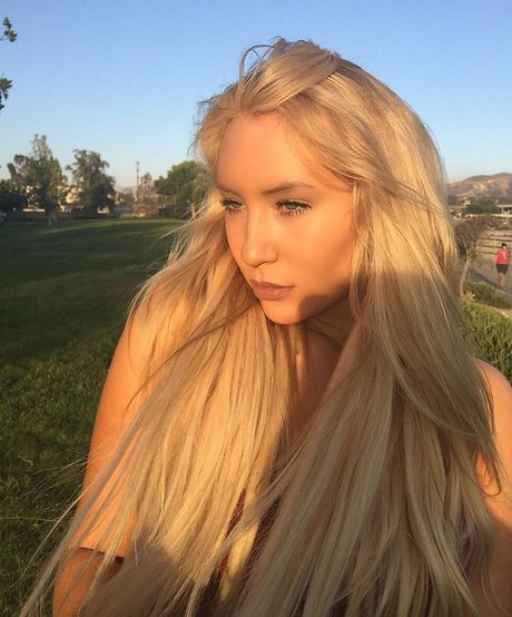 Nikkita Lyons adult actress pictures