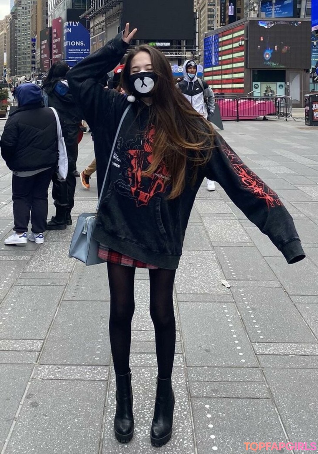 tiny tits onlyfans hd photos