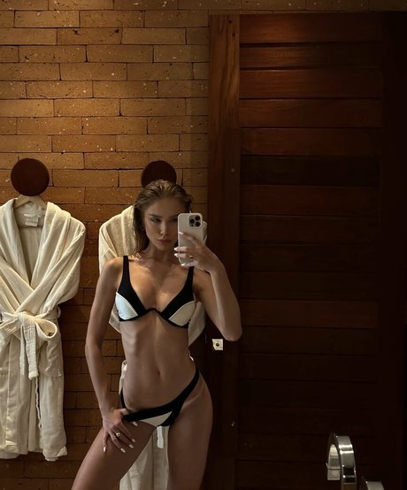 Sara Hardel pornstar erotic gallery