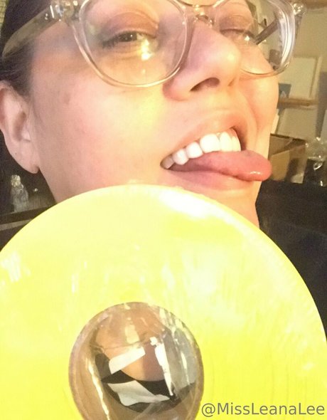 missleanalee hot pornstar pictures