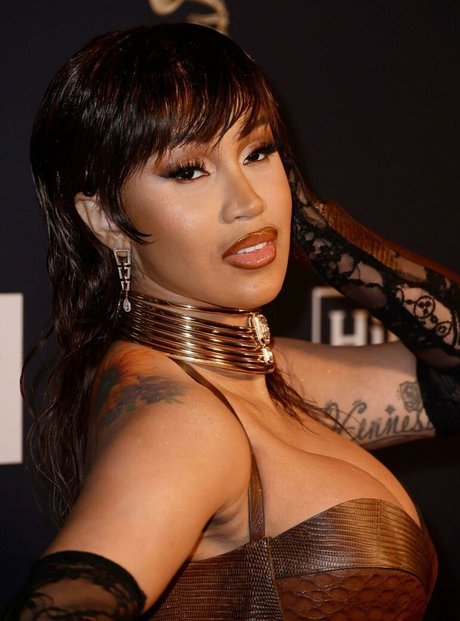 Cardi B pornstar sex pictures