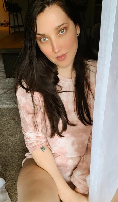 ojeniferann pornstar adult photos