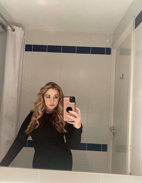 blonde hot wife onlyfans nude image