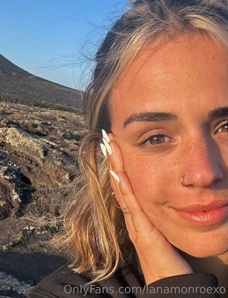 lanamonroexo sex actress photo