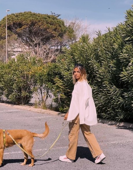 lanamonroexo Profile pic