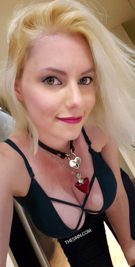 sinnocentfree pretty pornstar image