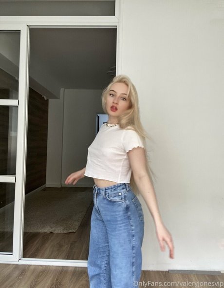 valeryjonesvip nice star photo