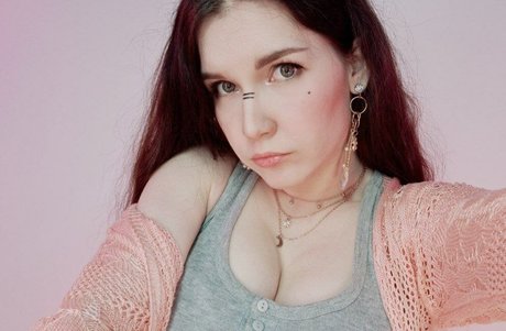 KittyKlaw ASMR star adult archive