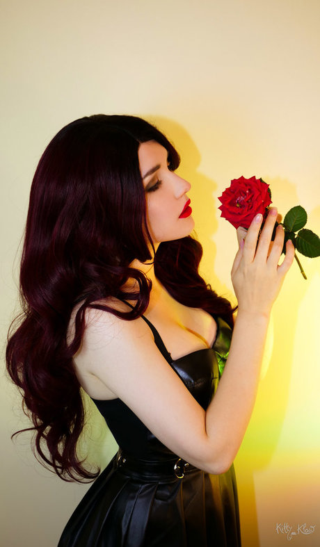 hairy milf onlyfans naked image