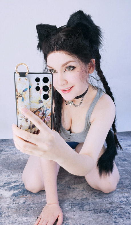 pretty ebony onlyfans top photos