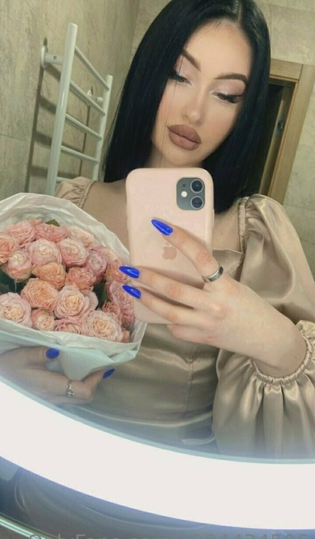 fancy lips model xxx photo