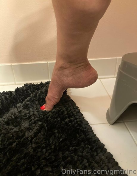 gmtninc nude model photos