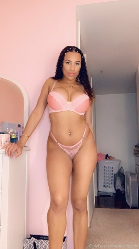 pinklipz xo model adult pic