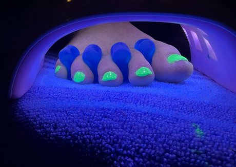 wifeyassandfeet star naked pictures