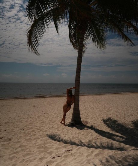 Maxxine Dupri pornstar hot pics