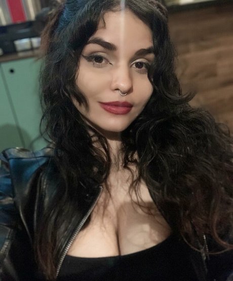 Robertinha pornstar adult photos