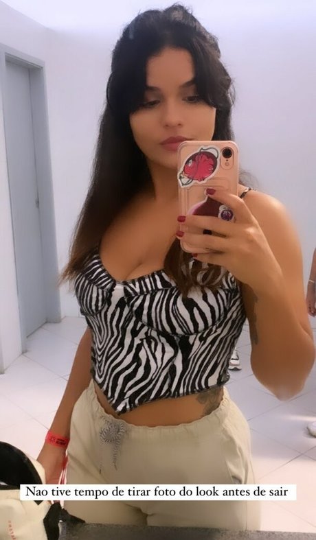 Robertinha model beautiful image