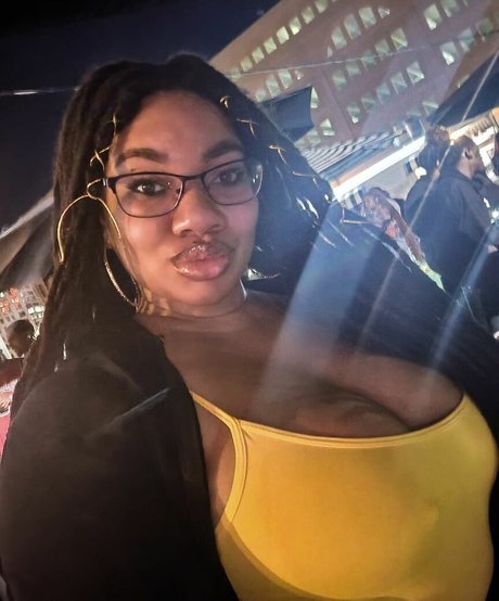 autumn onlyfans top pictures