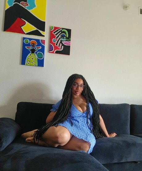 Locked Honey Princess pornstar art pic