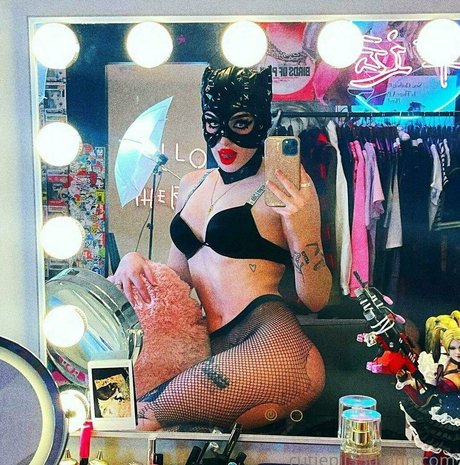 cutiepii33quinn star erotic archive