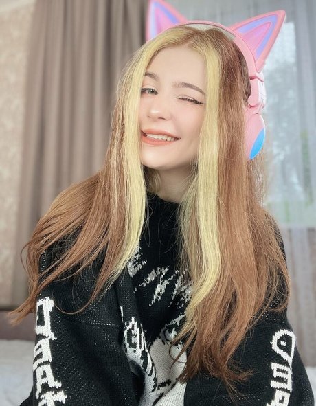 bananka17 hot star picture