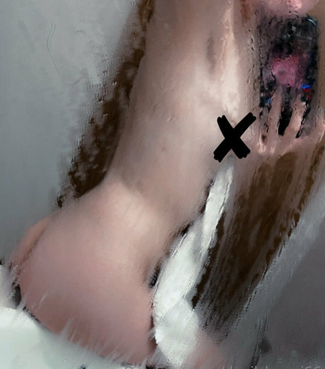 devilsbunni66 art model picture