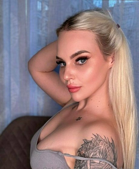 babe onlyfans beautiful pic