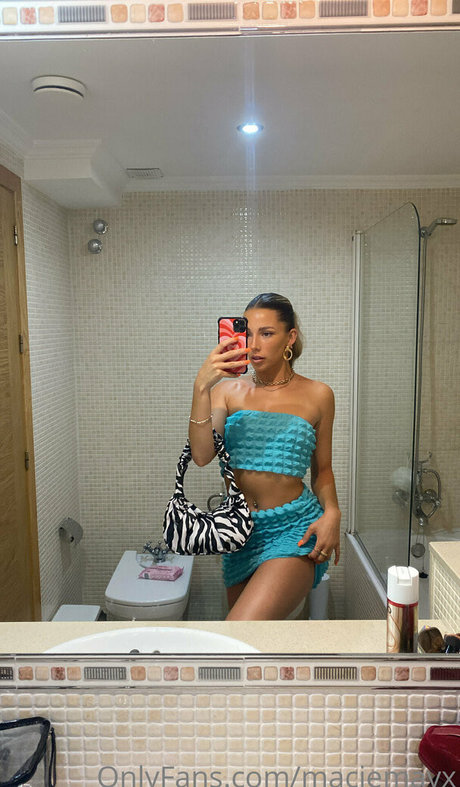 milliemiless erotic pornstar photo