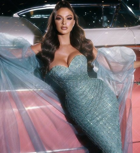 Oriola Marashi beautiful pornstar pic