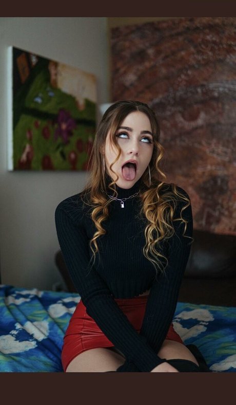 Miahandley star hot pictures