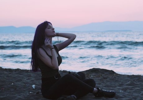 Aldreann beautiful actress archive