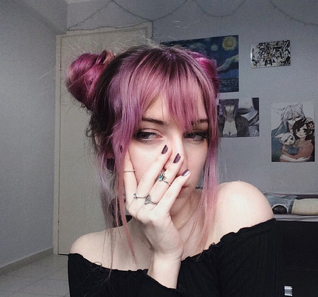 Aldreann hot actress picture