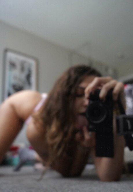 Miss x bee free pornstar photo